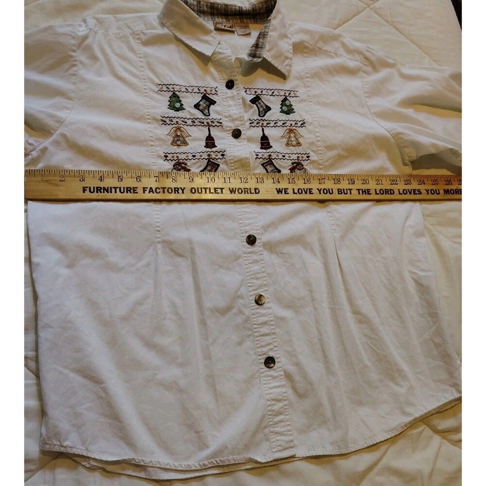 Vintage Woolrich Christmas Holiday Embroidered Button-Down Shirt Women's Large L - Picture 6 of 13